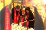 <font color=red>身價飆2.9兆！「台灣女婿」有望躋身全球前20大富豪　點燈祈福宮廟曝光</font>